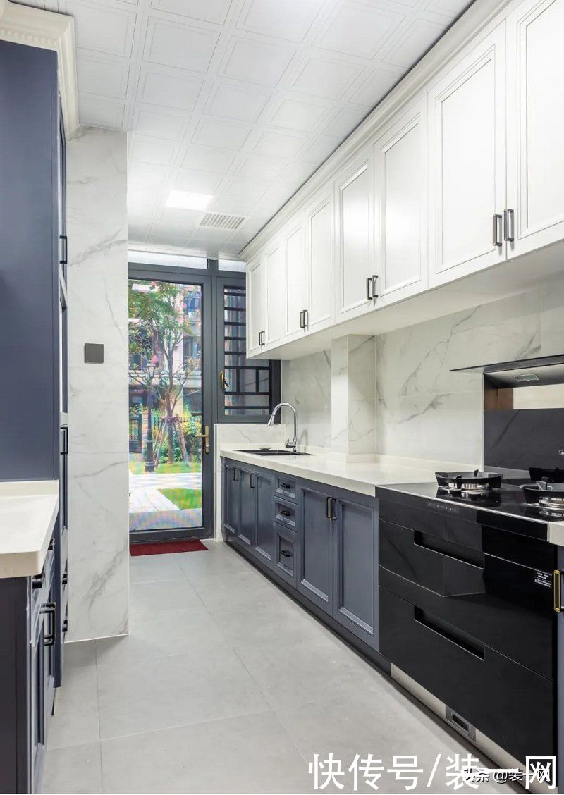 背景墙|170平米新中式风装修，客餐厅一体化，尽显东方雅韵