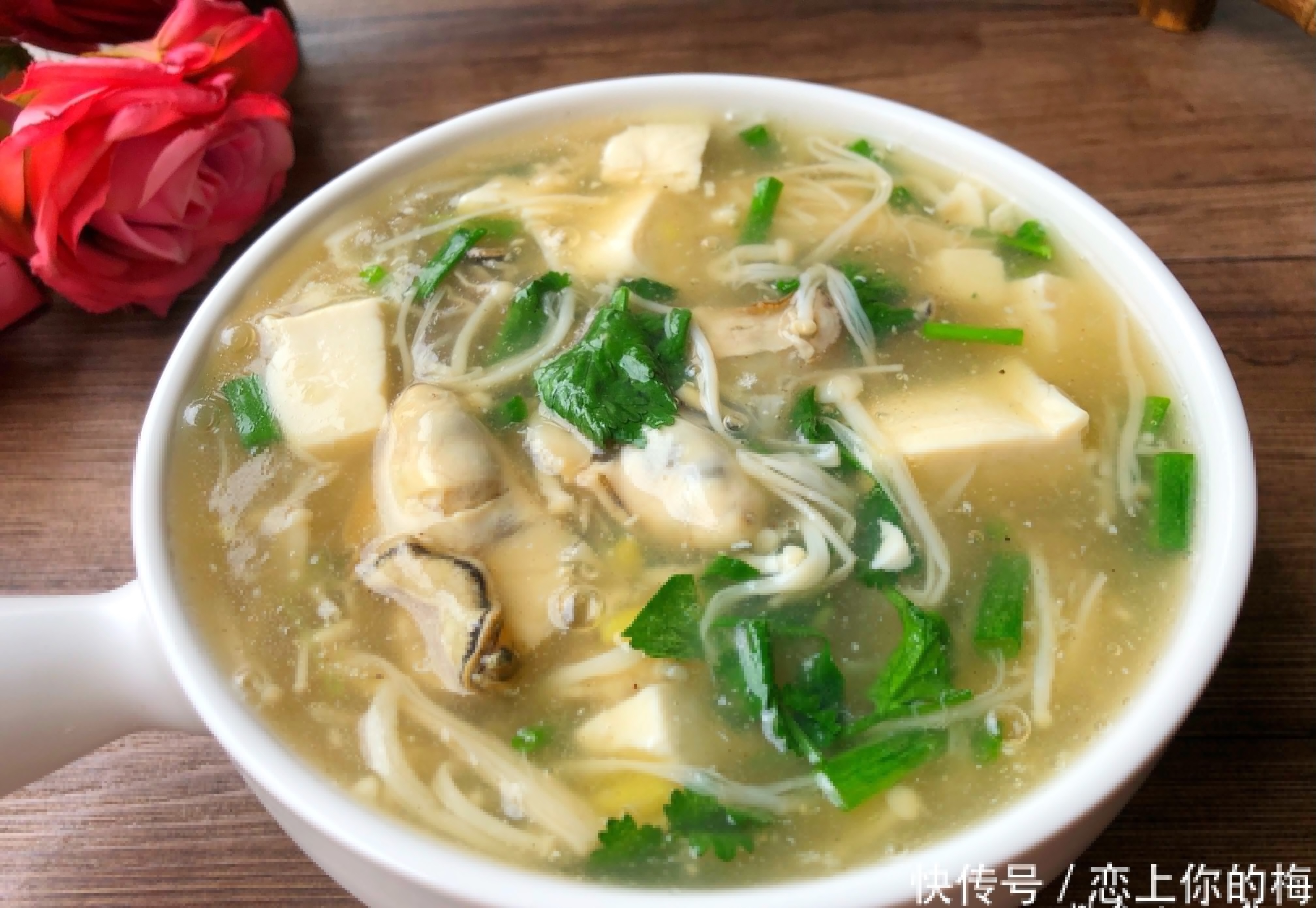 煲汤|用这三种食材一起煲汤,鲜美又补钙,比喝牛奶好,孩子要多喝