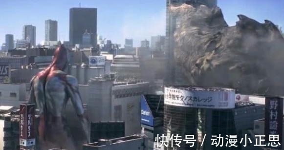 特技|谁说演奥特曼必须穿皮套？他带着特技上镜，身上肌肉一清二楚