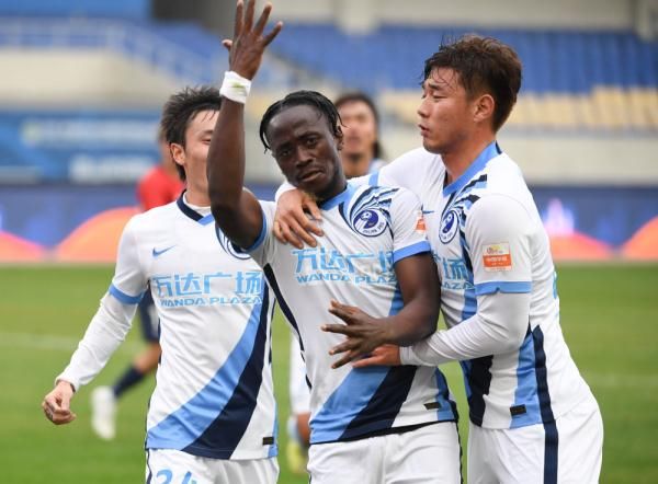 徐武|足球|中超保級組:大連人勝重慶兩江競技