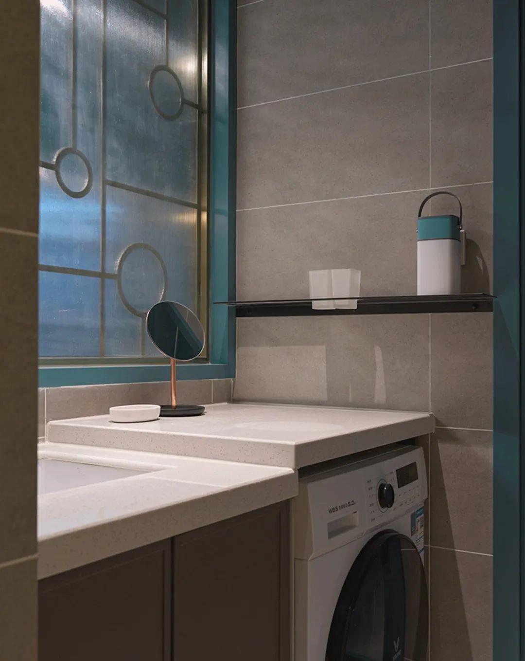空间|59平米，一居室，简美风格，颜色搭配很大胆的小户型公寓！