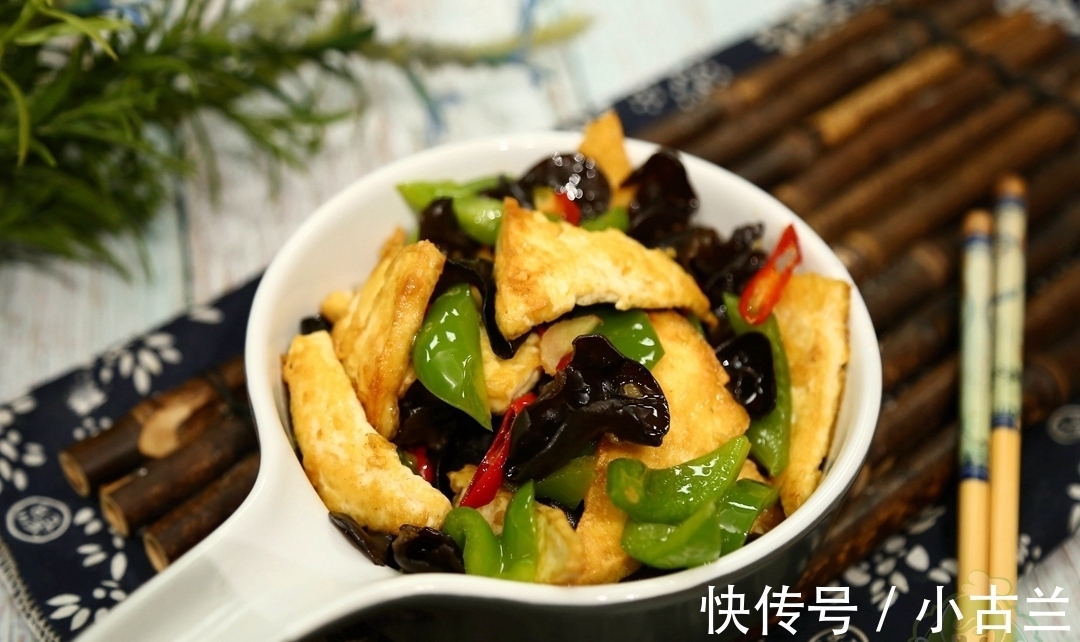 红柿子椒|只花5元,却比肉还香,全家爱吃,强身健体,抵抗春季感冒高发