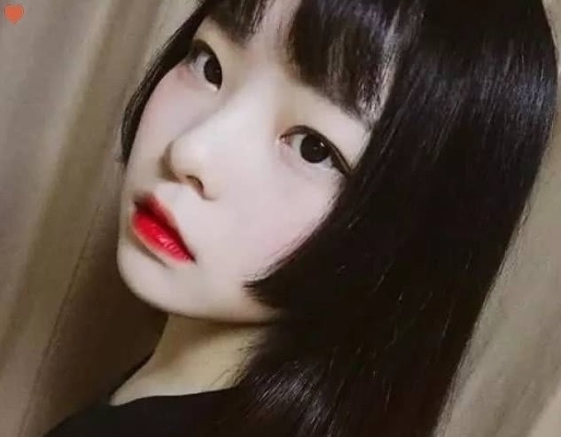 发型 发型到底有多重要？当女孩剪完公主切后，网友：大脸妹子的救星