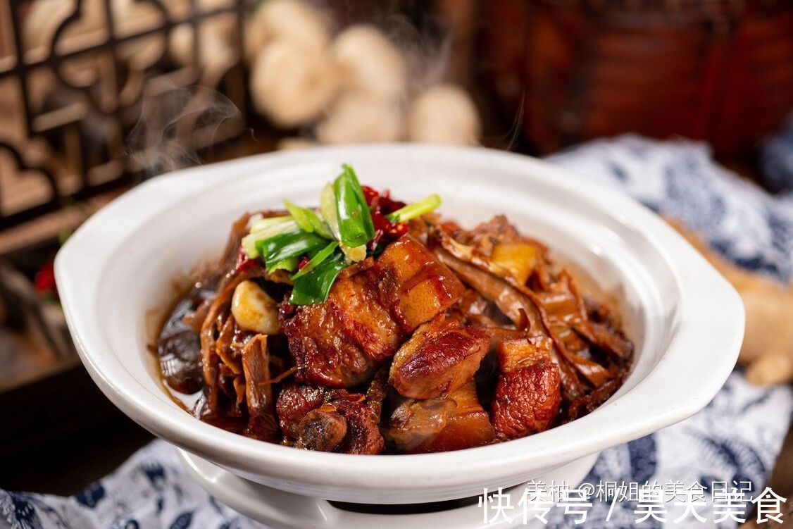 笋干直接放在水里泡?难怪很硬很难嚼,教你正确做法,鲜嫩又好吃