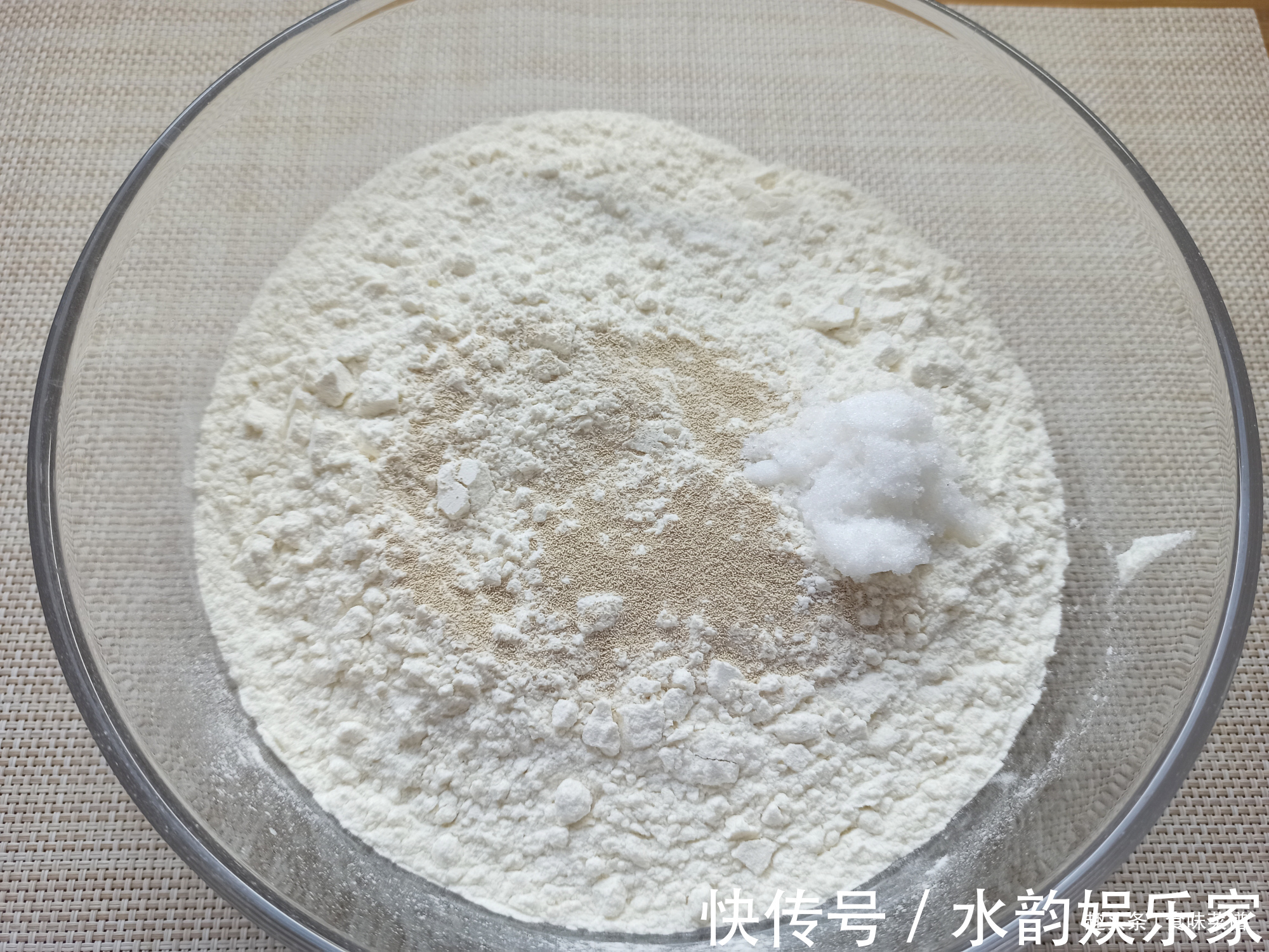 蛋液|不擀面,不揉面,早餐简单做,营养好吃易消化,早上不耽误睡懒觉