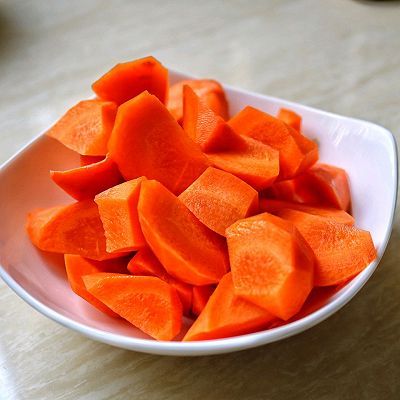 胡萝卜|不油不腻的羊肉焖饭