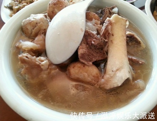 发育|有种“汤”别给孩子喝了,不仅不能补钙,还可能会影响孩子的发育