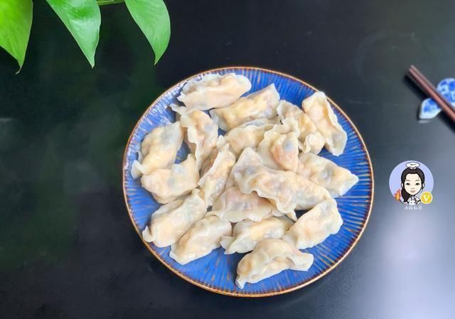 馅饺子|番茄还可以包饺子,鲜美多汁不油腻,比肉馅还香,太好吃了
