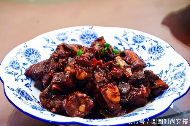 太湖边上最地道的锡帮菜，把“太湖三白”做成顶级，难怪食客盈门