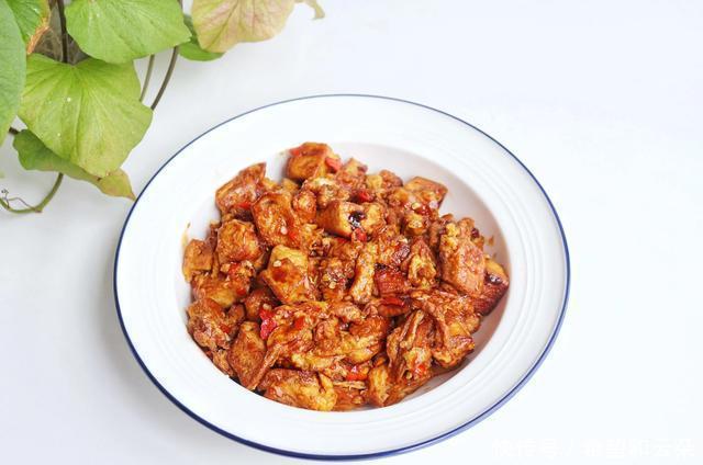 简单|豆腐放在鸡蛋里面,这道菜火了,做法简单零基础,好吃又好看