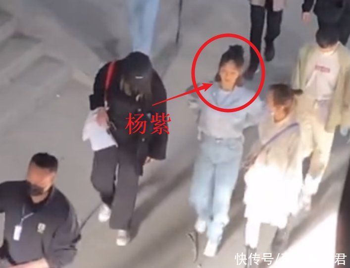 杨紫新综艺真的来了!录制现场被传开,意外曝光嘉宾阵容让人笑喷