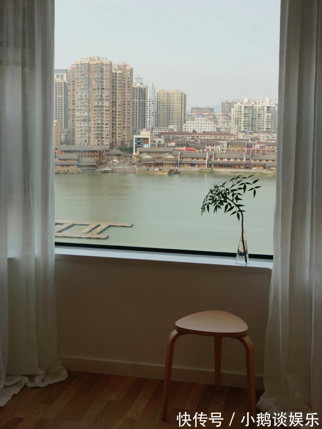 耐看|她家不吊顶，全屋大白墙，简约干净，“家徒四壁”反而更高级耐看