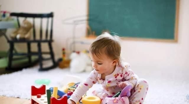 王女士|“妈,娃娃会眨眼”,孩子看到娃娃就哭,这3类玩具不能乱买