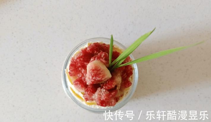 夏日|不用烤箱，不用面粉，5分钟就能搞定的夏日小甜品