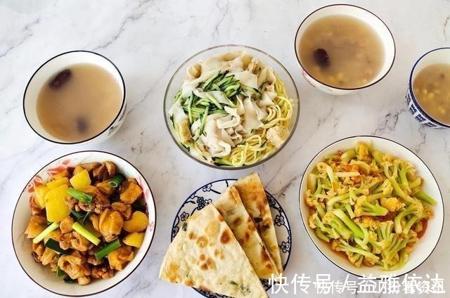 烙饼|假期5天午餐不重样,花钱少营养足,网友接地气,准备抄作业