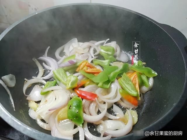  冲洗|家常炒鸡杂，注意这两步，出锅鲜脆爽口，咸鲜下饭