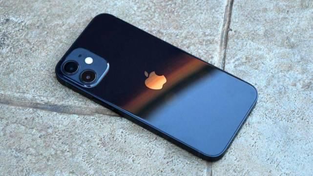 4g|4G iPhone 11还在售，这款5G苹果将停产，库克究竟是怎么想的？
