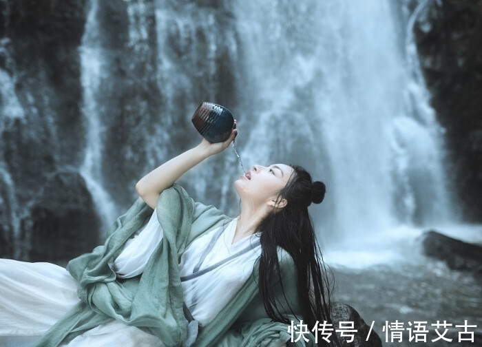 闻雷#温一盏茶读好诗,33首诗写在深秋,有真情有境界,细读不觉被感动