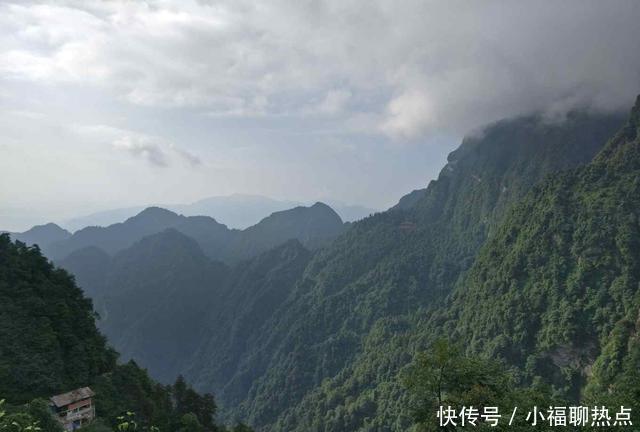 游记走进成都峨眉山