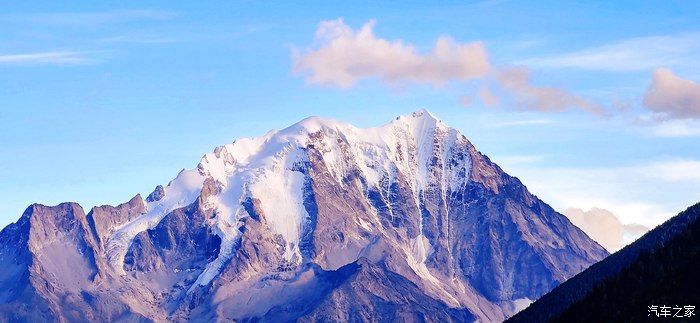 中年|单车单人从北京出发去川西看雪山之六雅拉神山下的藏寨