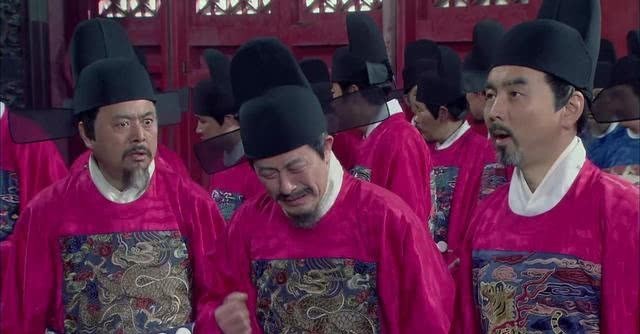 俘虏|明英宗被俘虏之后，为什么大臣要拥立朱祁钰上位？