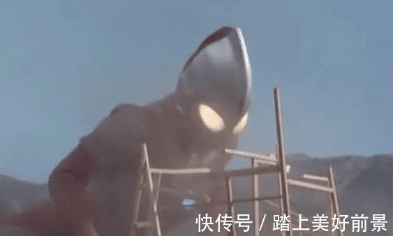 賽文奧特曼|它是唯一被地球人“厭惡”的奧特曼,只會跟在別人的后面修房子