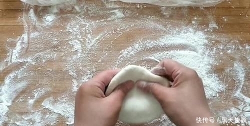 干面粉|天热宁可不吃红烧肉,也要吃包菜馅饼,不揉面不擀面,柔软鲜香