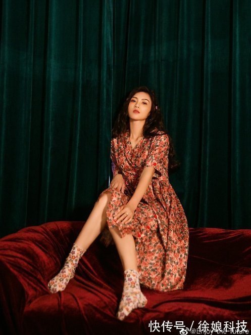 精照|37岁体育老师的“腰精照”能有多撩人看到这身腹肌,你还要逃课