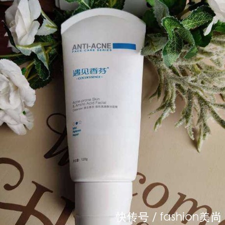 保湿|五款公认好用的网红护肤品,用后和油痘肌说再见,值得无限回购!