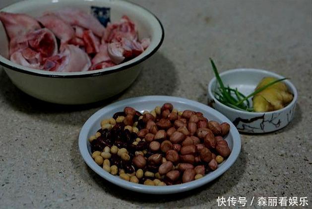 厨师|厨师经验花生炖猪蹄的1个小技巧,别直接炖,炒一炒才更香