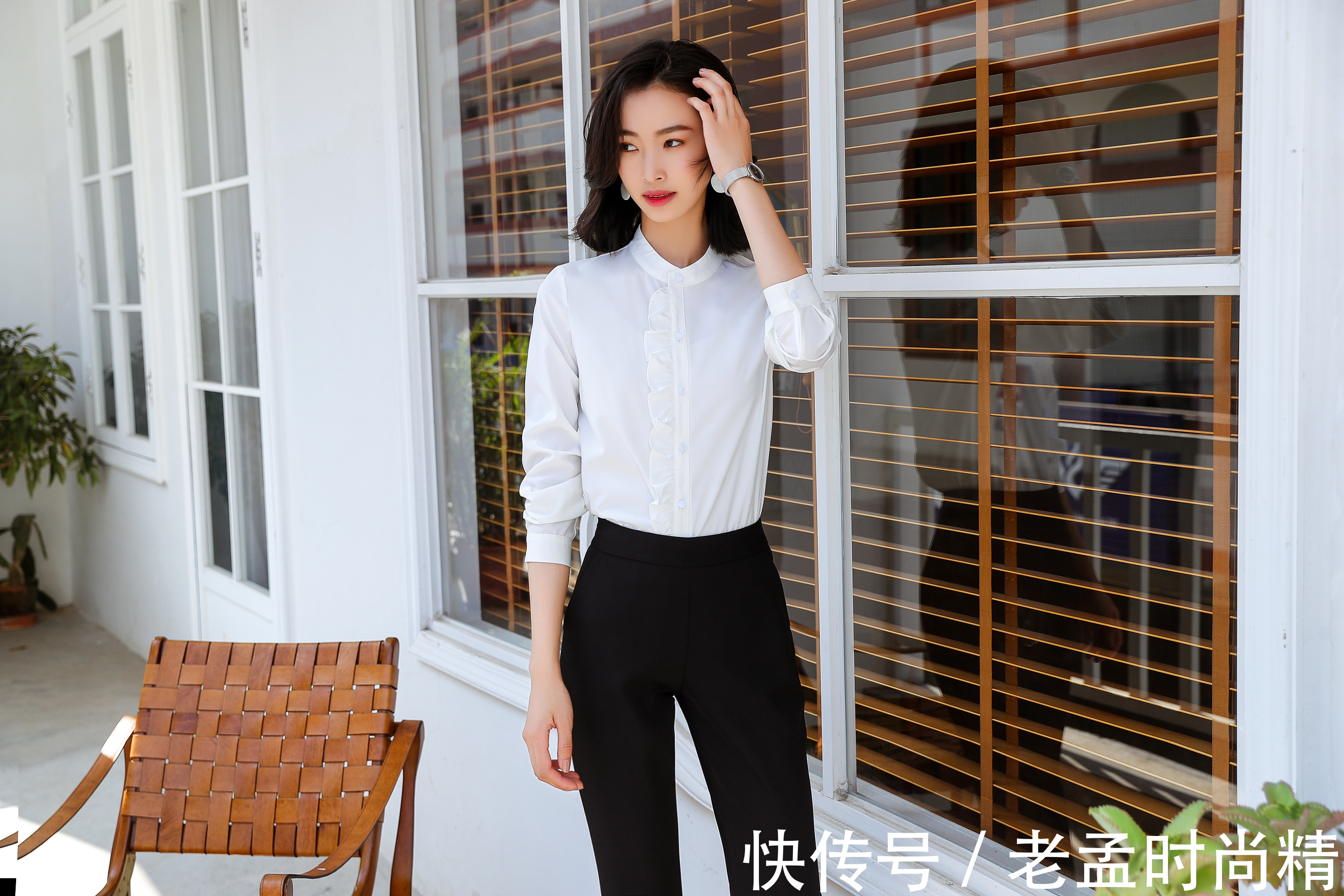 职业套装 黑色衬衫职业套装非常推荐