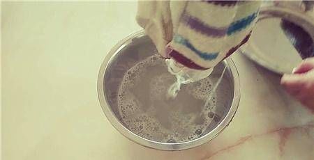 毛巾用久了,又脏又硬,三个小妙招,让旧毛巾柔软如新