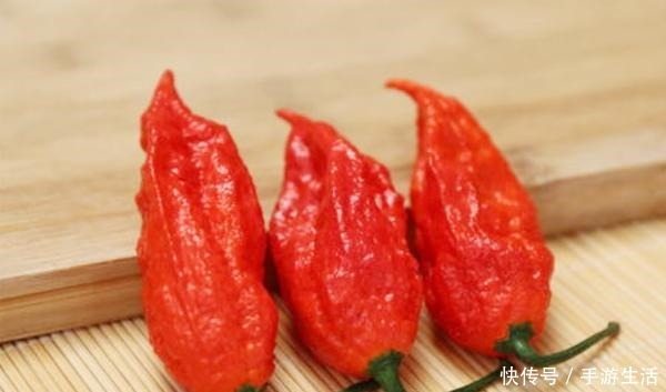 医生|“辣王”李永志,每天吃5斤辣椒,配高度白酒,如今已被医生警告