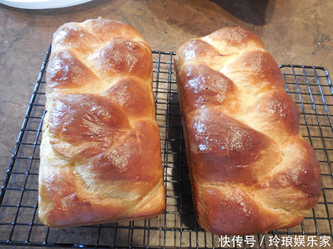 冬天,面包别再买了,自己在家做,不用一滴水,柔软拉丝真好吃!