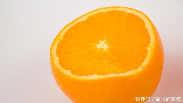 喝酒|晚上酒喝多了，次日醒来还满身酒味，与转氨酶有关系？医生解答