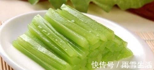 洋甘菊茶|不想失眠多梦睡不着？睡前吃点此物，让你晚上睡得香又甜