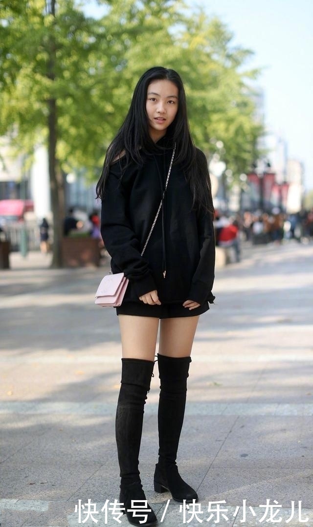 时尚穿搭,最基础的吊带连体裤搭配起来也是非常好看的