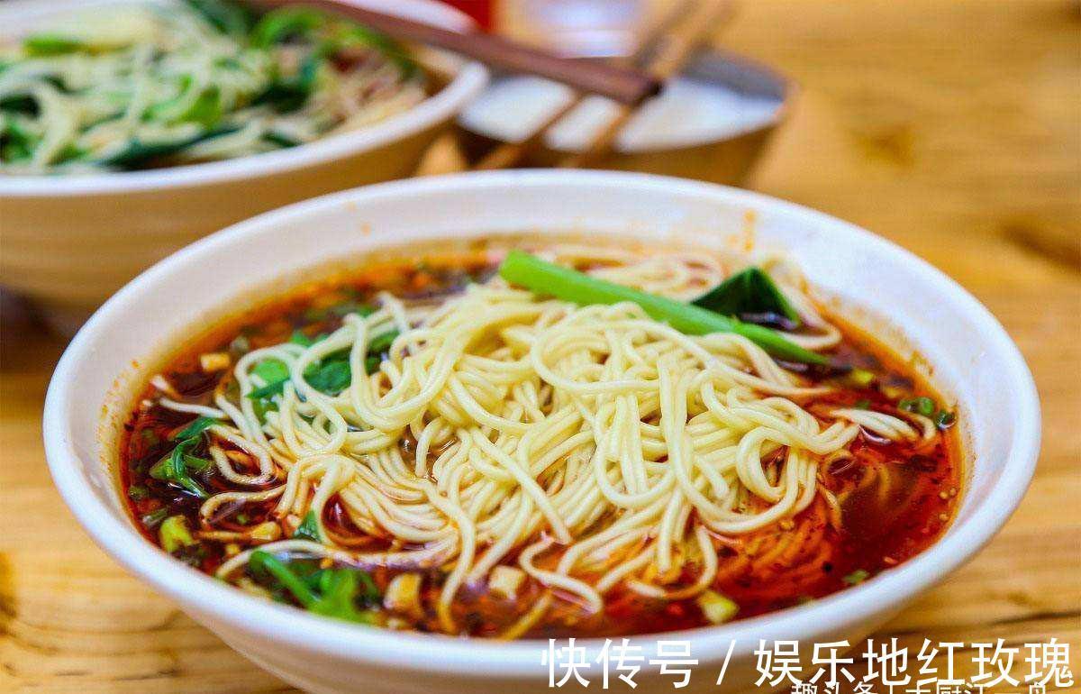 天冷后，教你4道面条做法，3分钟就能出锅，喝着暖和还有营养