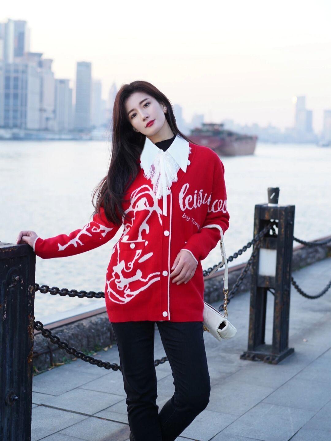 穿搭 冬季穿衣不够优雅?试试温柔大气的“毛衣”,保暖洋气还气质