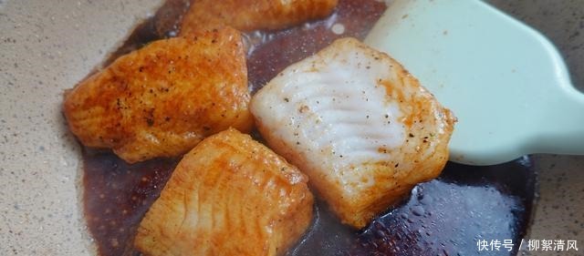 100块钱的鳗鱼，用它代替，12块钱就可以让你吃到饱