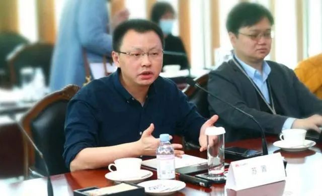 智能汽车|“自动驾驶技术第一?”,苏菁挖的坑,华为不填了!