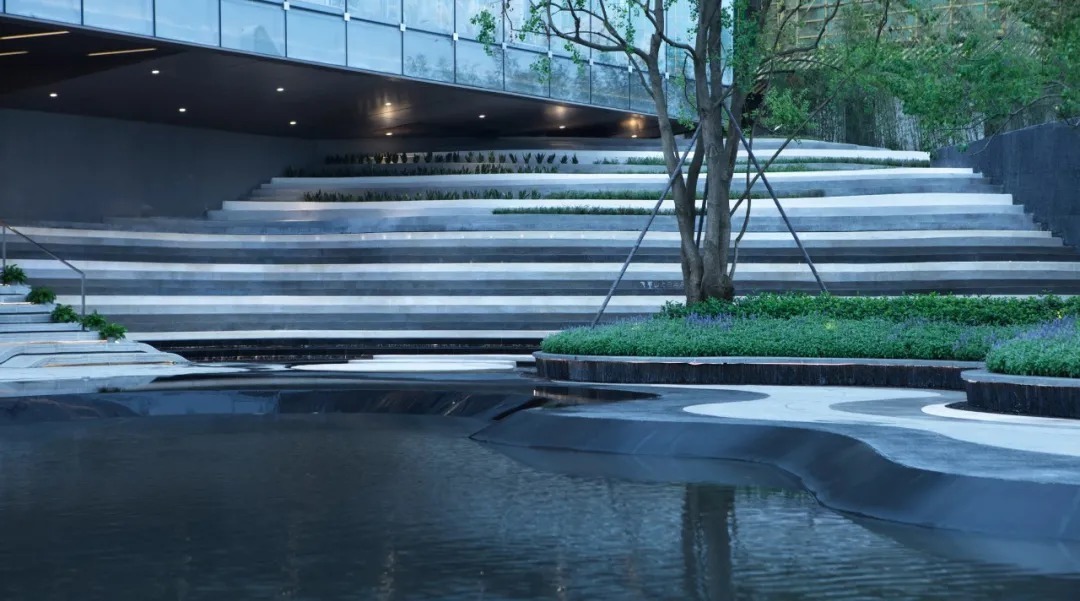 设计|以地为纸,泼墨生花|世茂滨江壹号