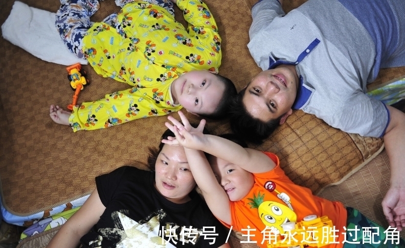 现实版|患难兄弟!身患怪病的兄弟俩骨折近百次,成现实版“瓷娃娃”