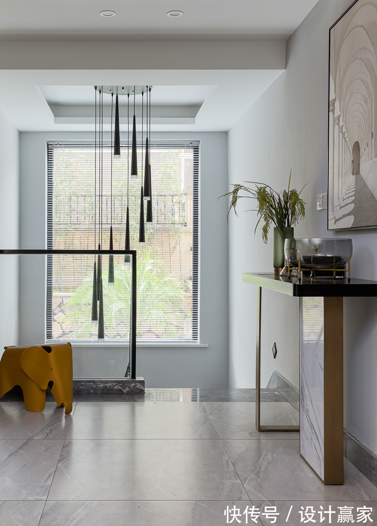 华丽转身|200㎡大平层,“华丽转身”成跃层,户外花园更是人人羡慕