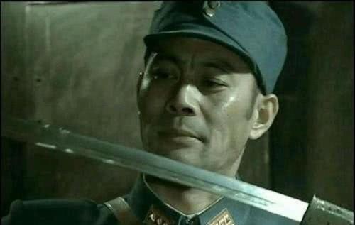 佩刀|亮剑：楚云飞送枪，李云龙赠刀，今天才知这把刀居然这么珍贵