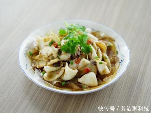 灵芝|我家的晚餐，发到朋友圈后沸腾了，亲友：吃得够营养，有钱真好