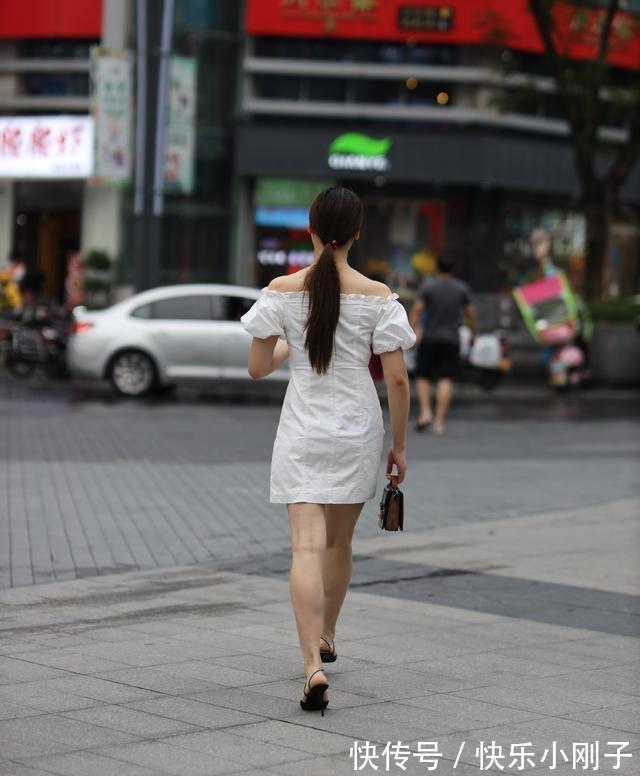 长身 连衣裙遮肉的穿搭秘籍,值得借鉴和尝试,优雅浪漫