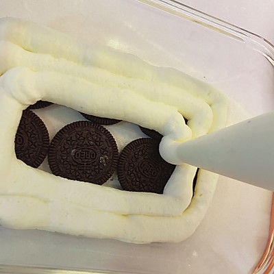 简易版的奥利奥提拉米苏蛋糕,方法简单,味道不简单哦