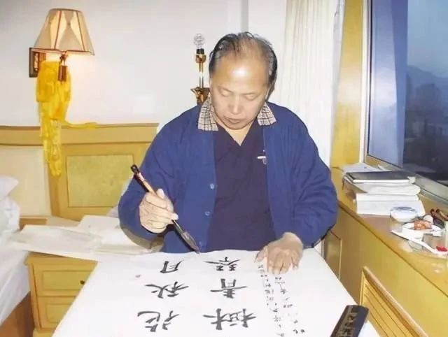 大气磅礴|欧楷大咖田英章也擅草书,其草书跌宕起伏,大气磅礴,让人佩服