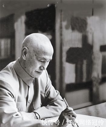 鲁迅先生骂人无数,可是却从来没有说过蒋介石半个不是,关系微妙